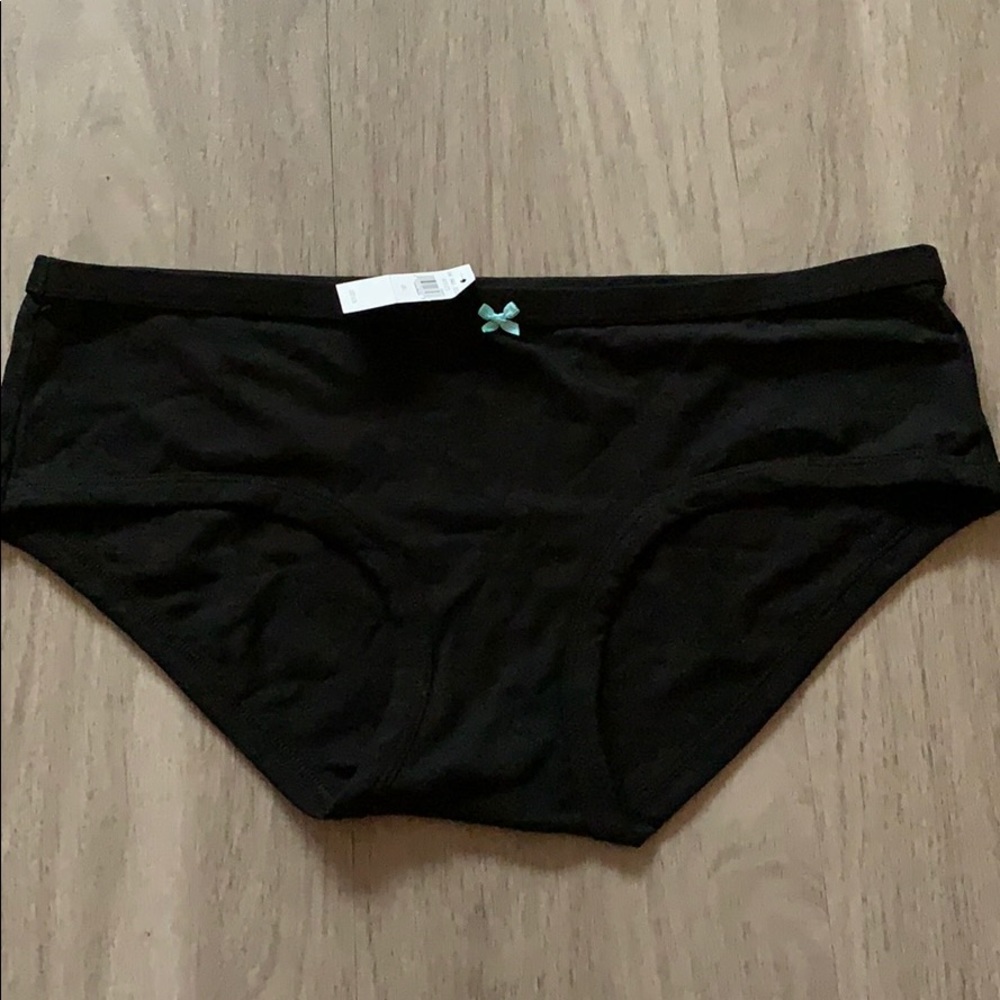 Aerie: Black briefs